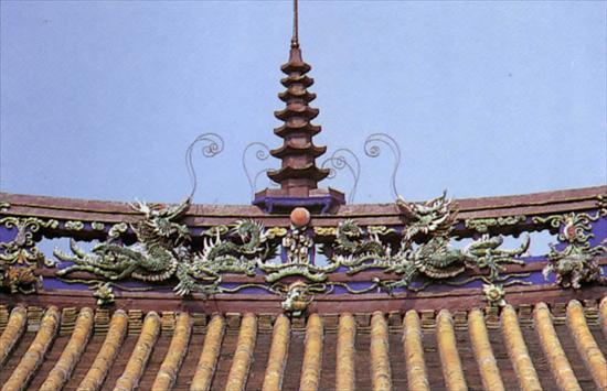 Seven-story pagoda