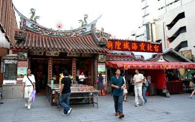 Number 1.大稻埕霞海城隍廟、total 1 picture