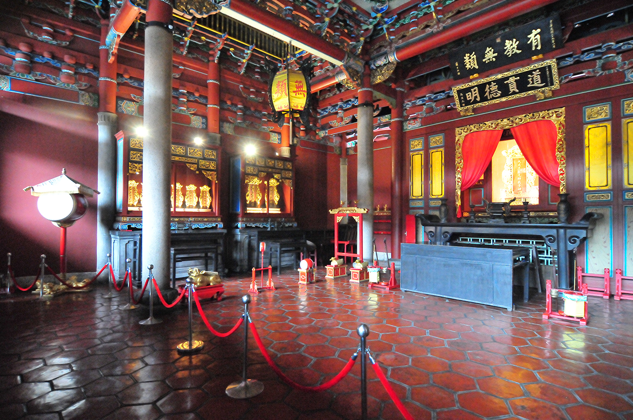 Ridge of the Dacheng Hall